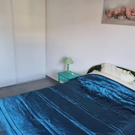 2 Bedrooms 60m - 4 People -